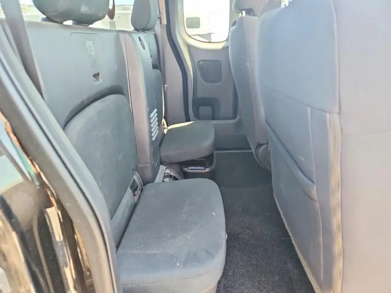 2023 NISSAN FRONTIER S  