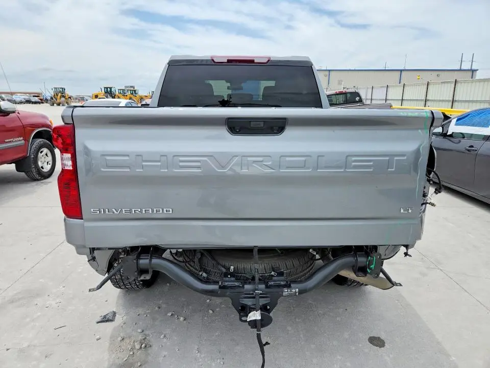 2023 CHEVROLET SILVERADO C1500 LT  