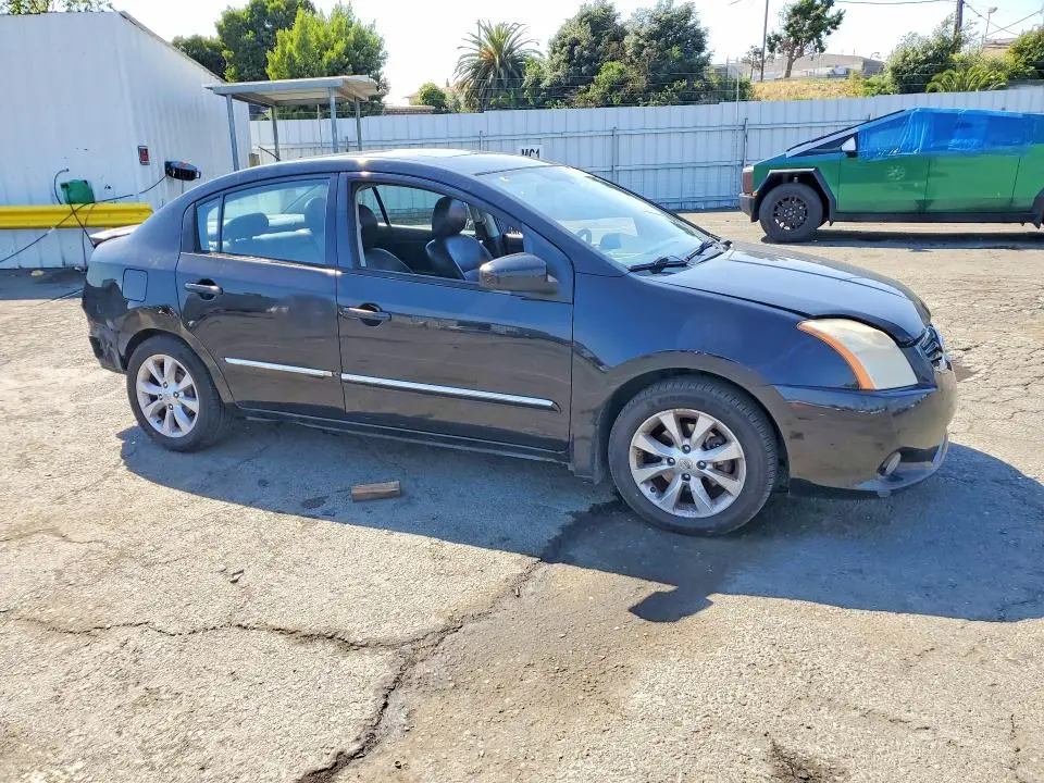 2011 NISSAN SENTRA 2.0  