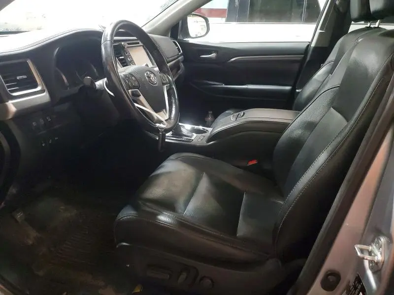 2017 TOYOTA HIGHLANDER LIMITED PLATINUM  