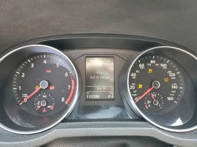 2016 VOLKSWAGEN PASSAT SE  