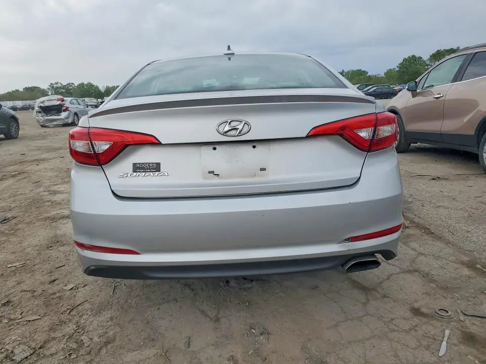 2015 HYUNDAI SONATA SE  