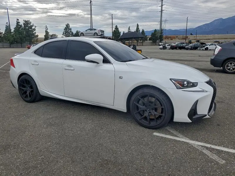 2017 LEXUS IS 200T  
