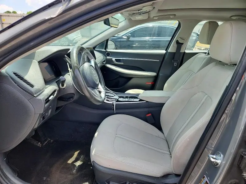2022 HYUNDAI SONATA SEL  