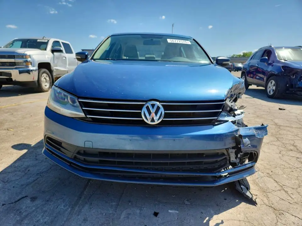 2017 VOLKSWAGEN JETTA SE  