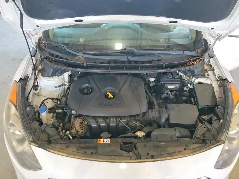 2014 HYUNDAI ELANTRA GT BASE  