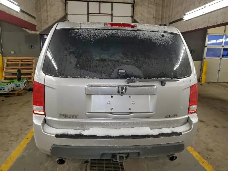 2011 HONDA PILOT EXLN  