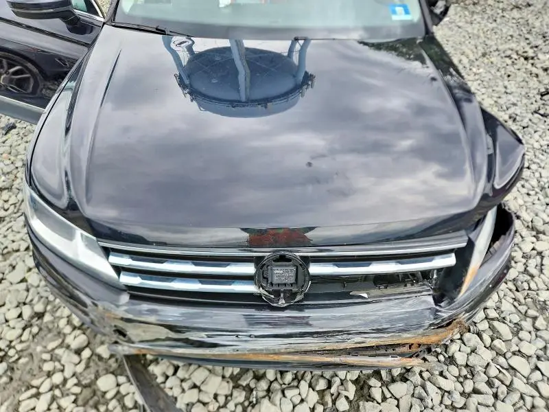 2020 VOLKSWAGEN TIGUAN SE  
