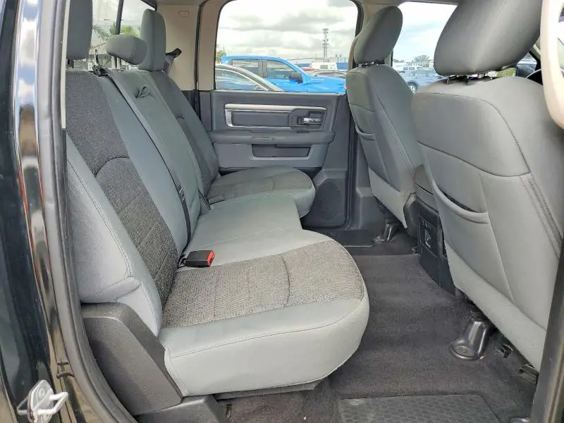 2014 RAM 1500 SLT  