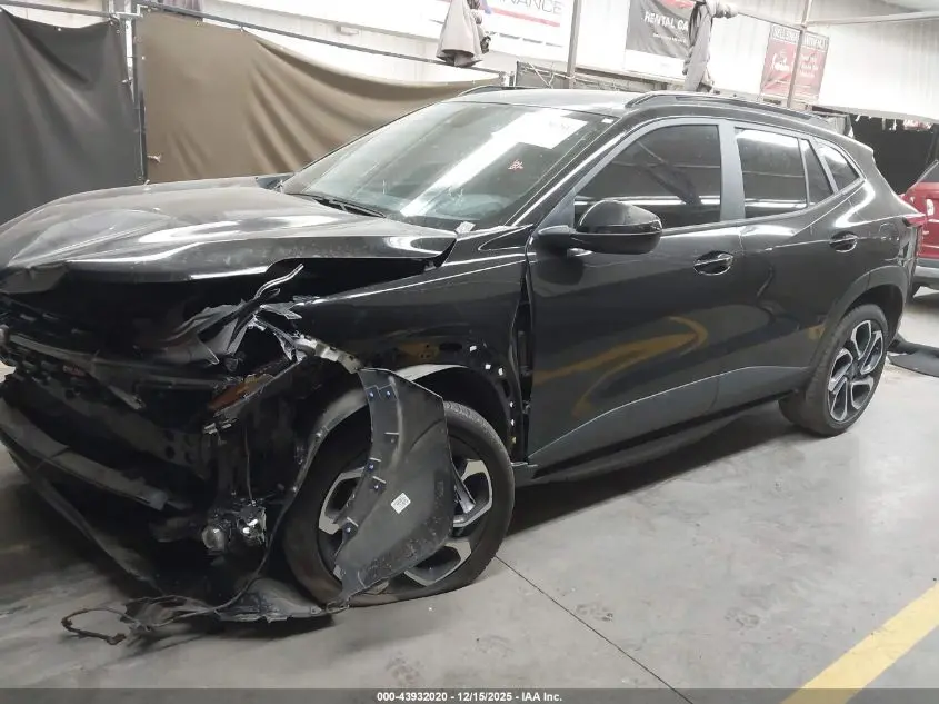 2025 CHEVROLET TRAX FWD 2RS