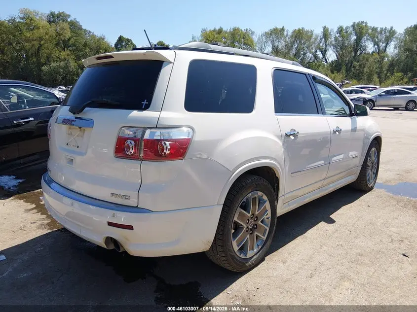 2011 GMC ACADIA DENALI