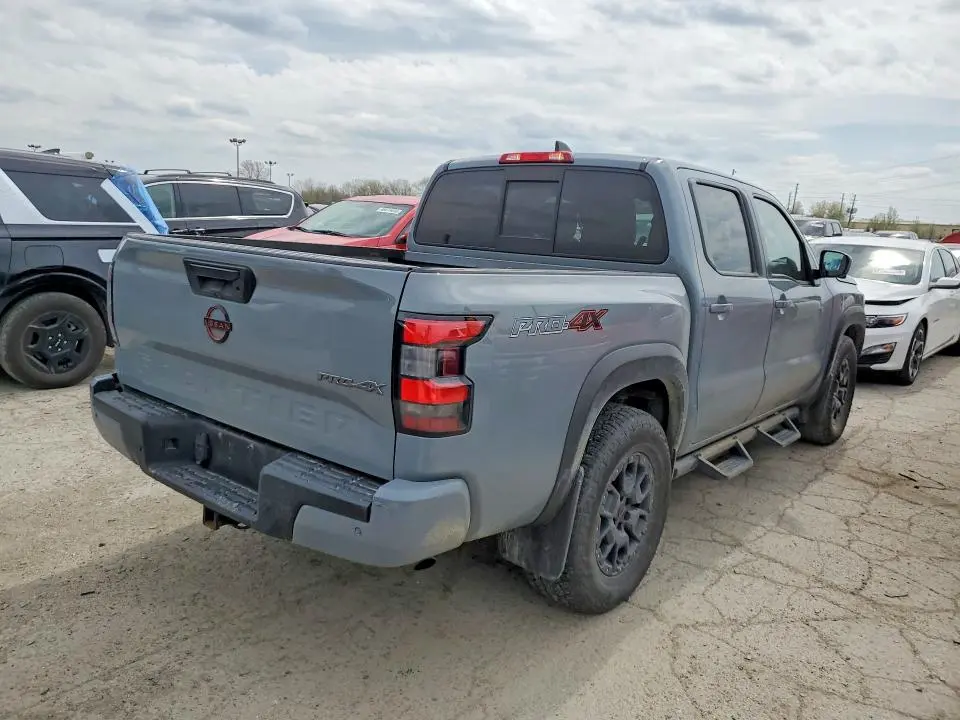 2022 NISSAN FRONTIER PRO-4X  
