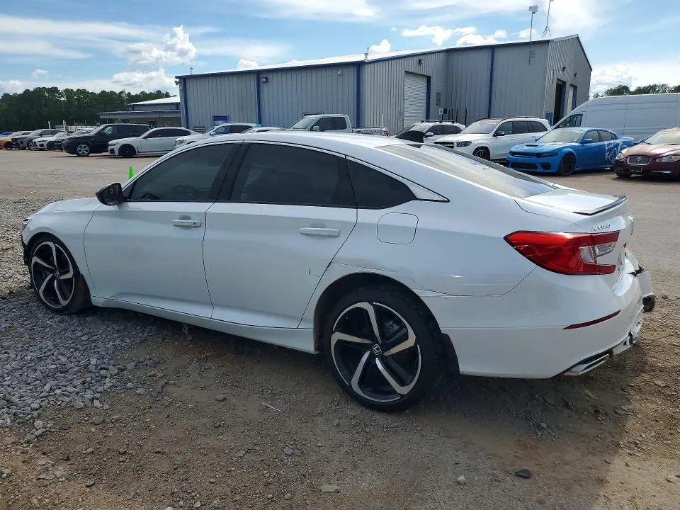 2022 HONDA ACCORD SPORT  