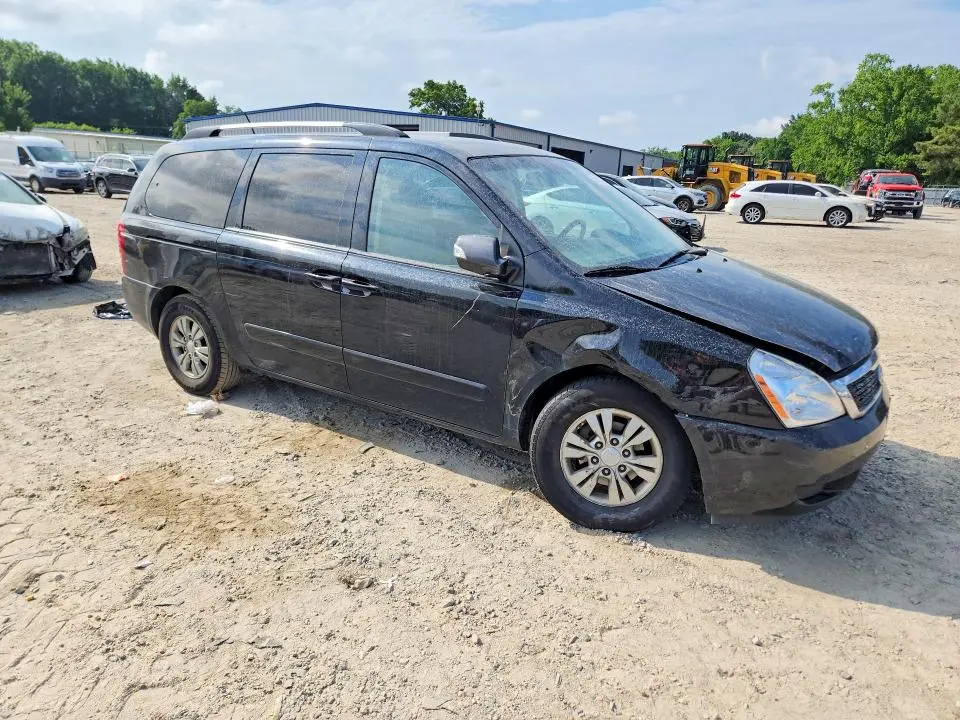 2012 KIA SEDONA LX  