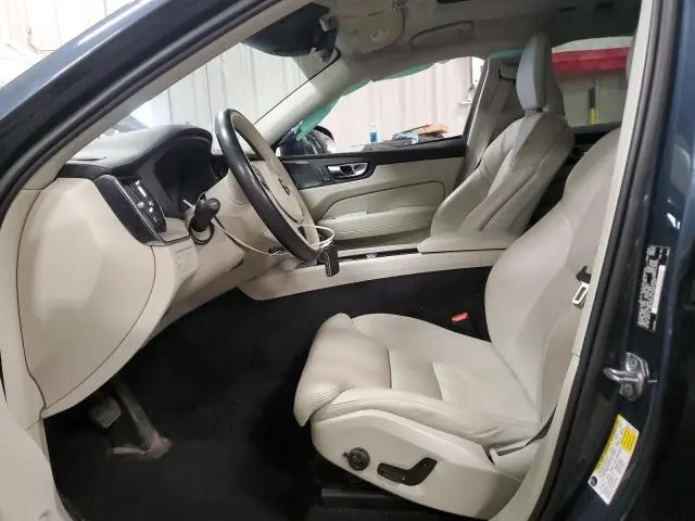 2020 VOLVO XC60 T5 INSCRIPTION  