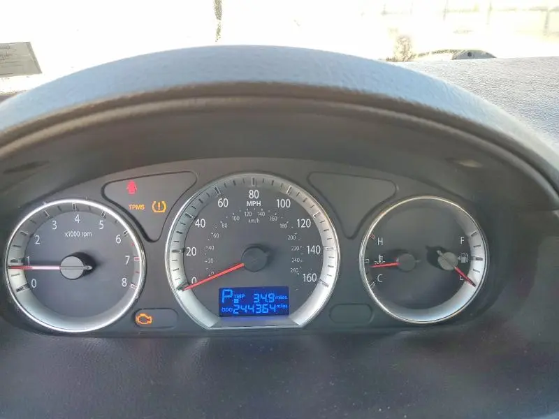 2010 HYUNDAI SONATA GLS  