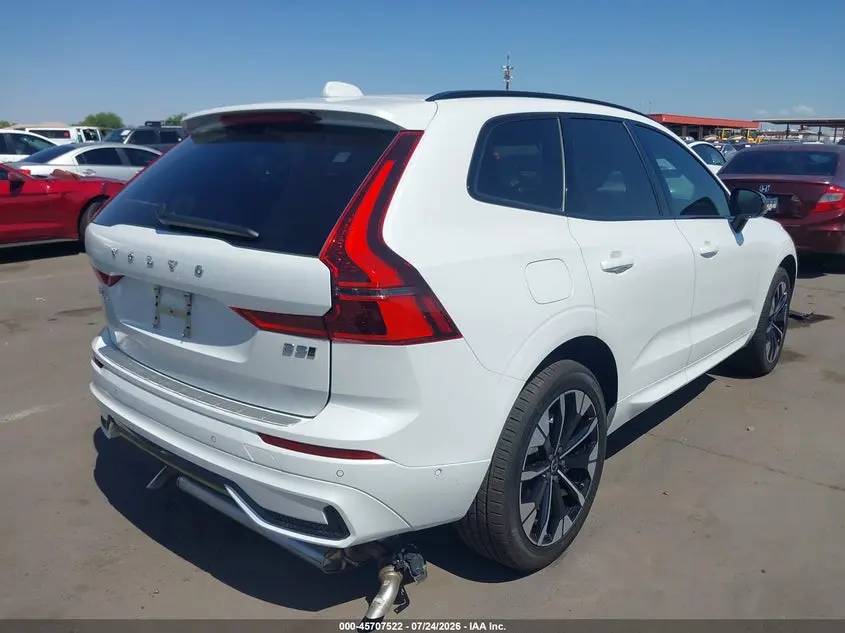 2026 VOLVO XC60 B5 PLUS