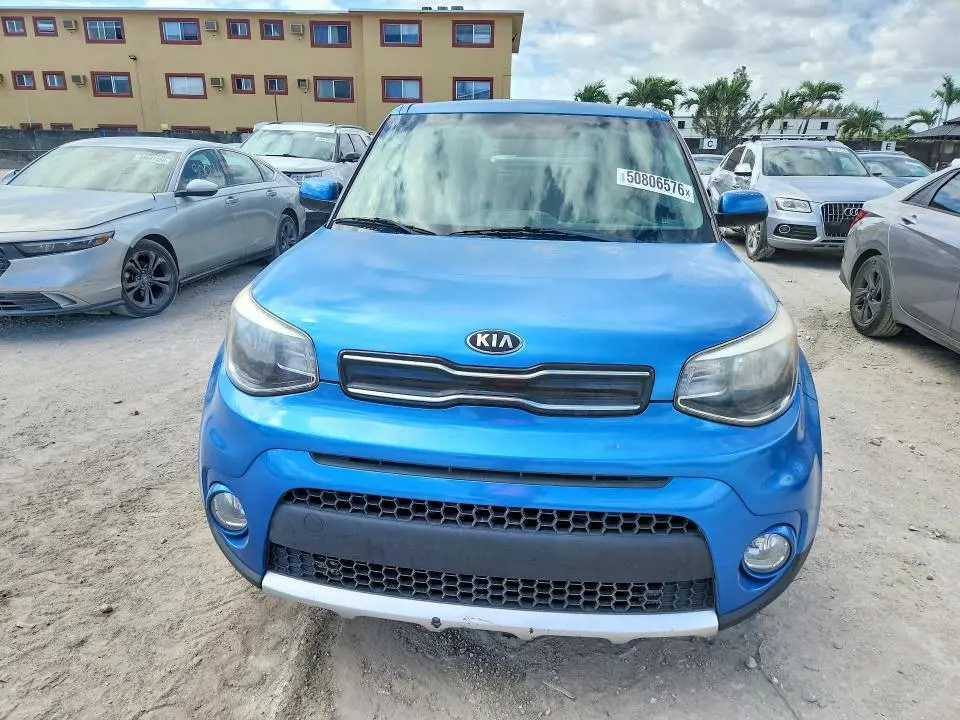 2017 KIA SOUL +  
