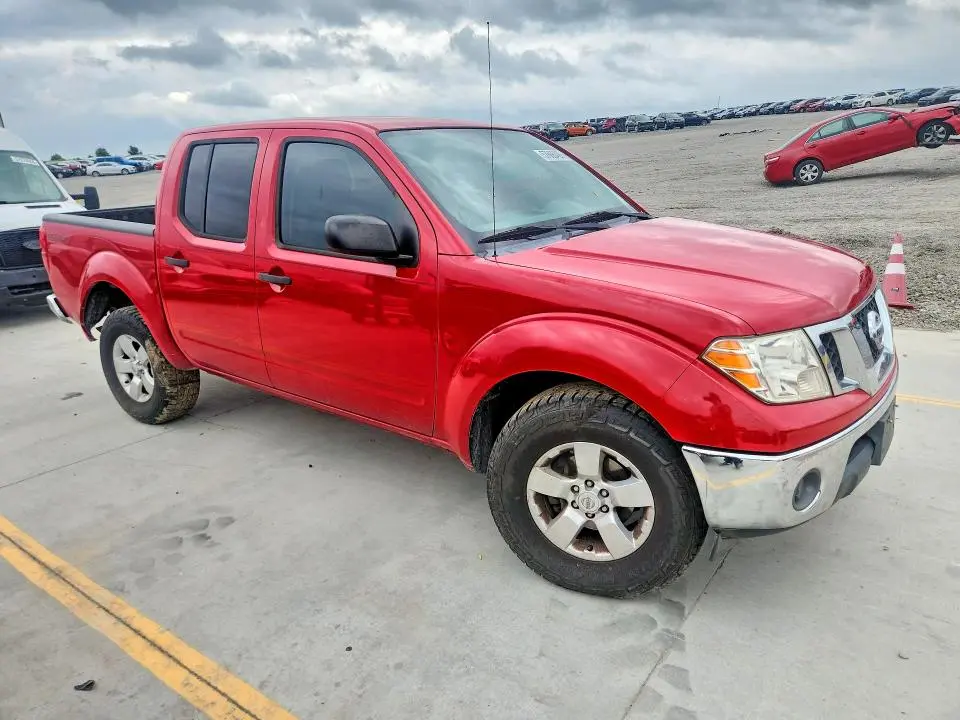 2010 NISSAN FRONTIER SE V6  