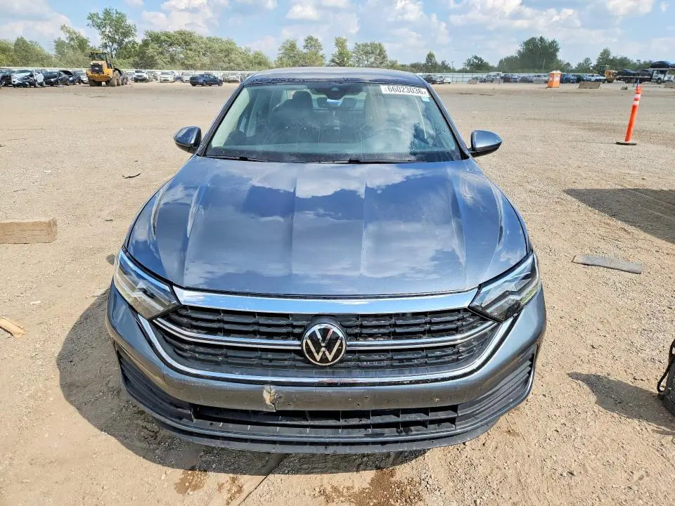 2024 VOLKSWAGEN JETTA SE  