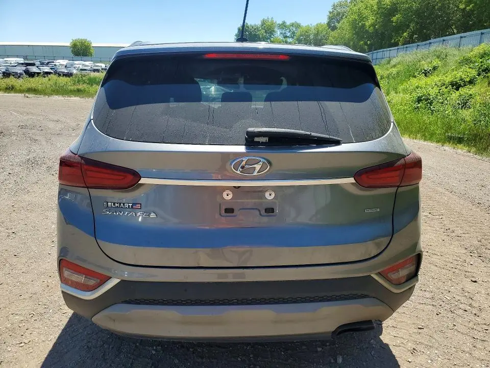 2019 HYUNDAI SANTA FE SE  