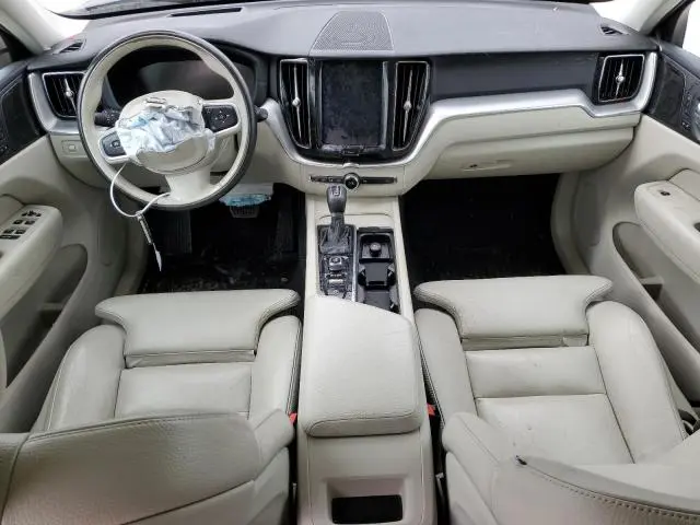2019 VOLVO XC60 T5 MOMENTUM