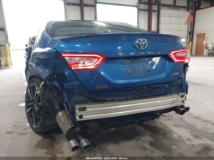 2018 TOYOTA CAMRY XSE