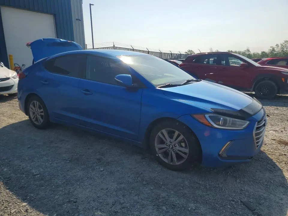 2017 HYUNDAI ELANTRA SE  