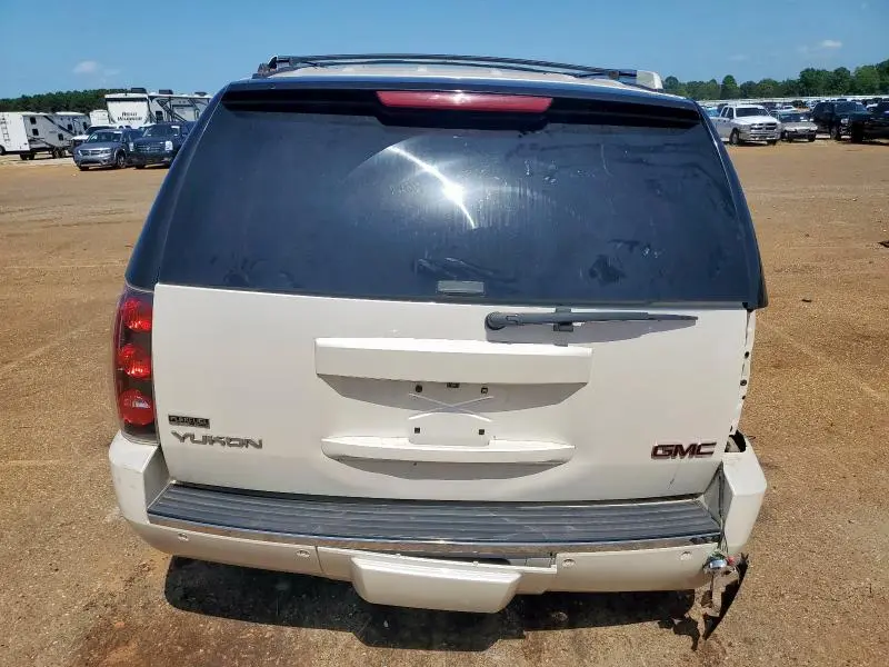 2012 GMC YUKON DENALI  
