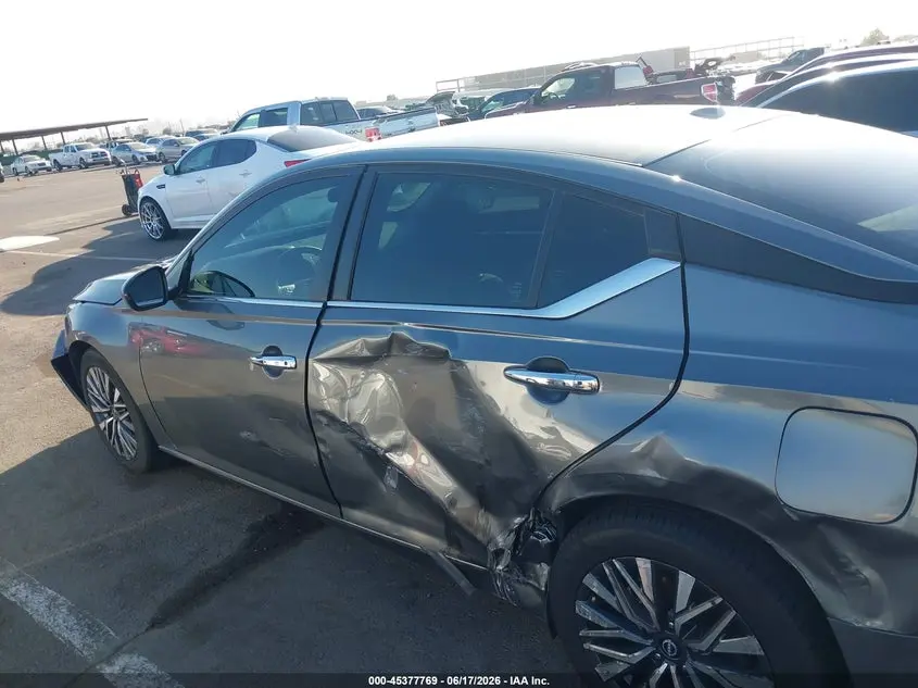 2023 NISSAN ALTIMA SV FWD