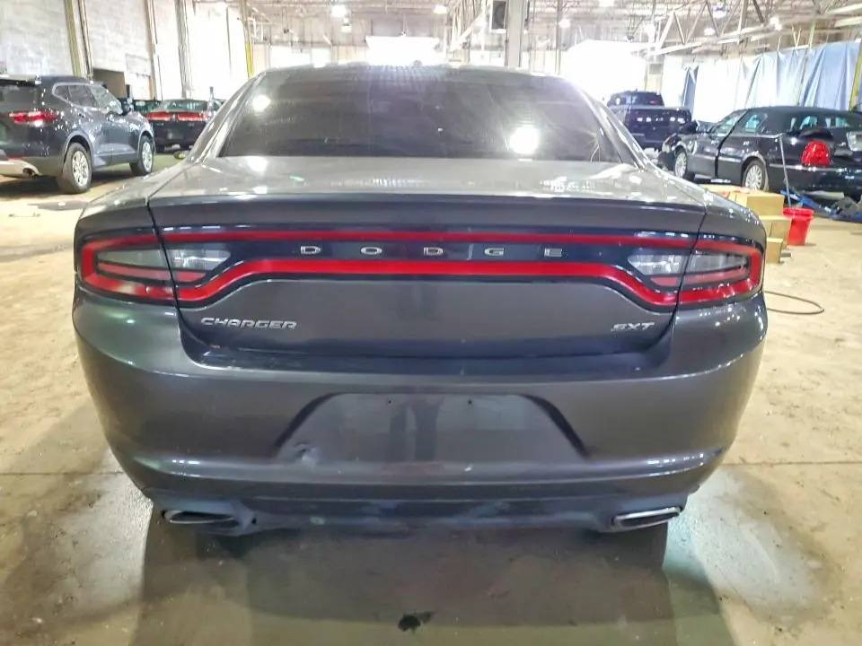 2016 DODGE CHARGER SXT  