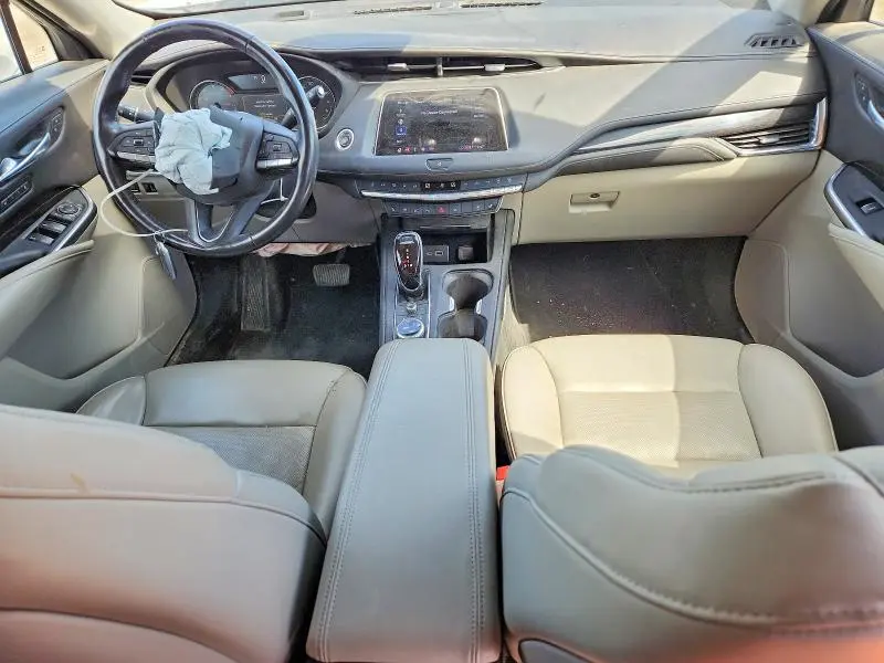 2020 CADILLAC XT4 PREMIUM LUXURY  