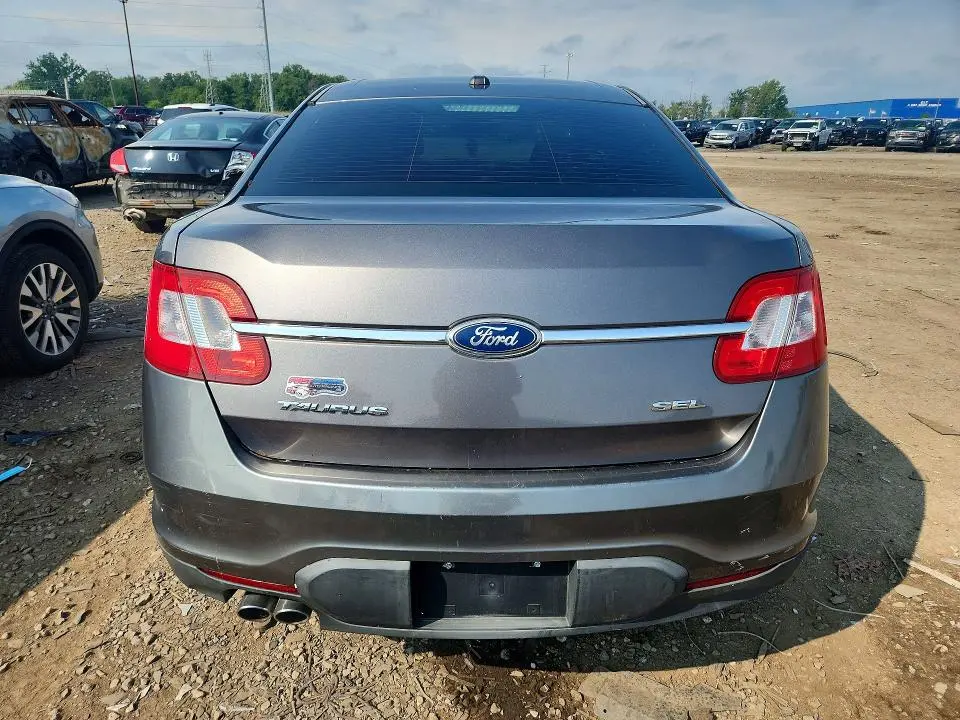 2011 FORD TAURUS SEL  