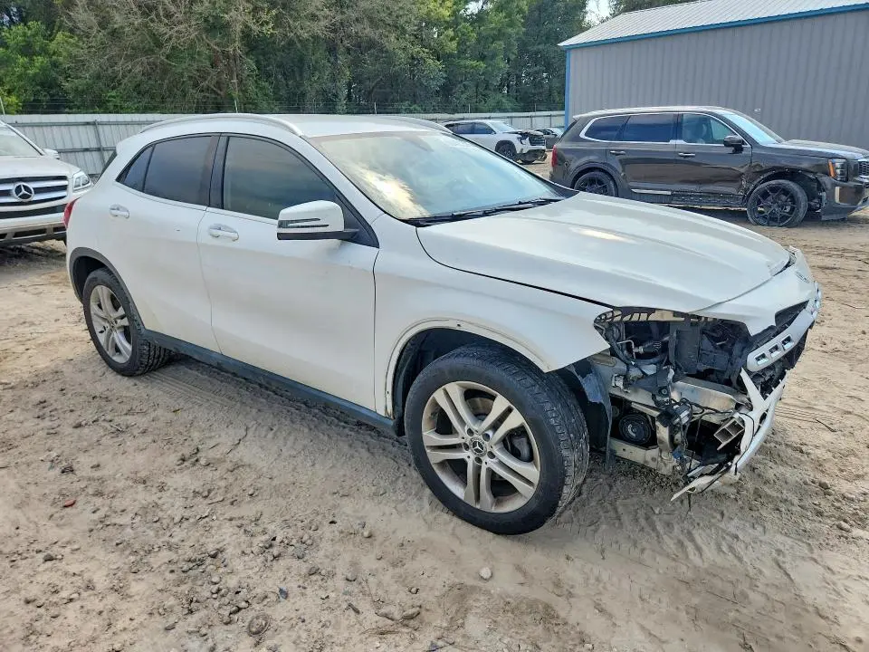 2019 MERCEDES-BENZ GLA 250  
