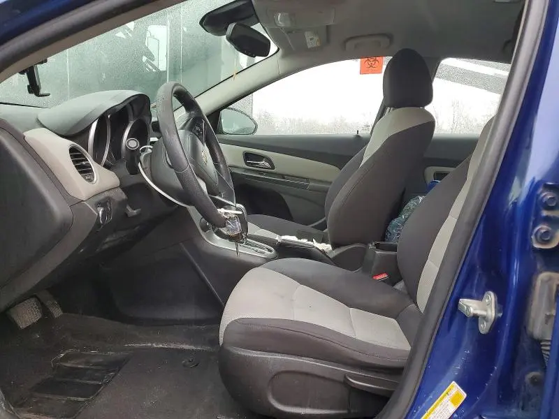 2013 CHEVROLET CRUZE LS  