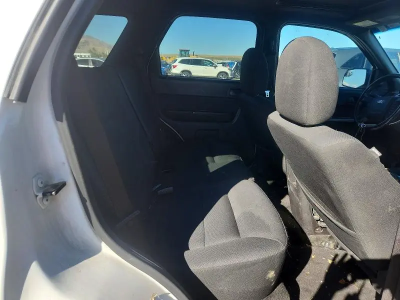 2010 FORD ESCAPE XLT  