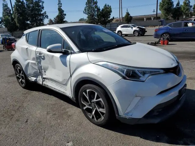 2018 TOYOTA C-HR XLE  