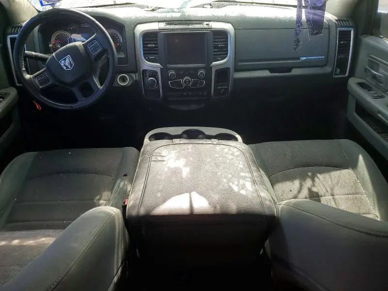 2017 RAM 1500 SLT  
