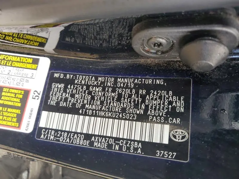 2019 TOYOTA CAMRY SE  