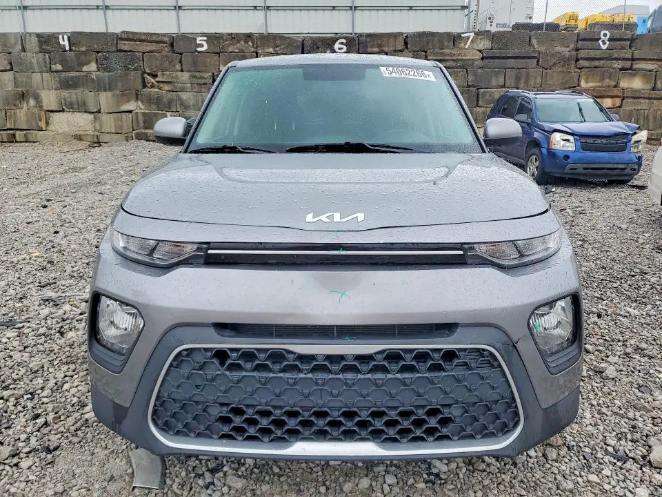 2022 KIA SOUL LX  