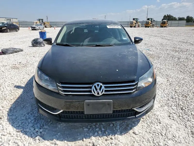 2012 VOLKSWAGEN PASSAT SE