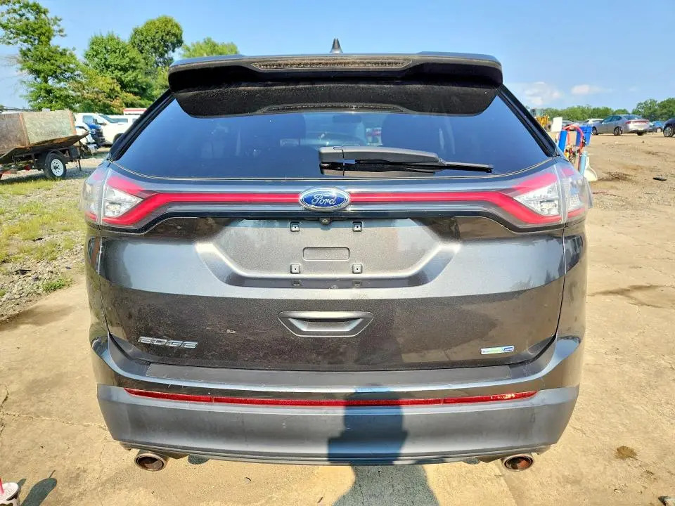 2018 FORD EDGE SE  