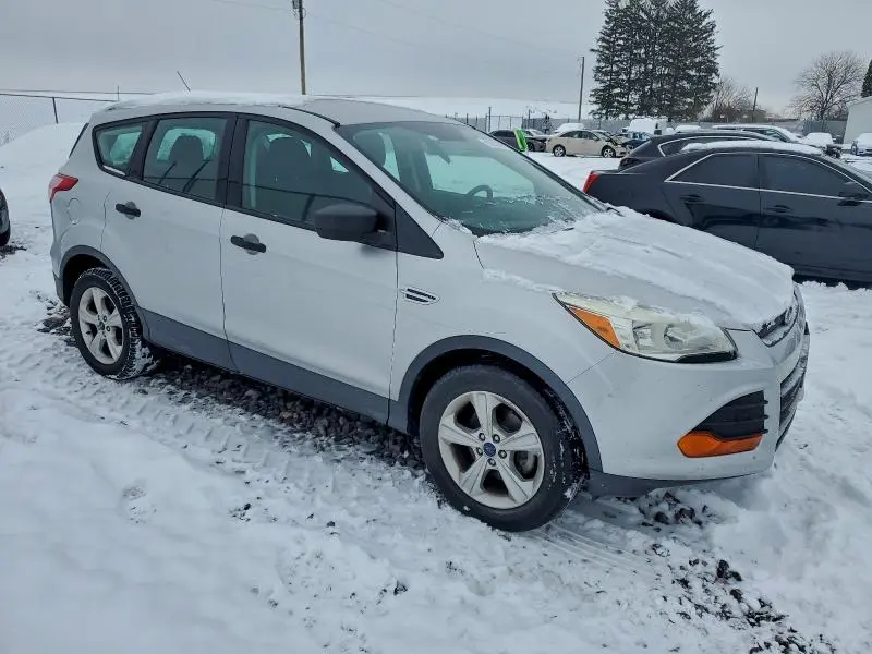 2016 FORD ESCAPE S  