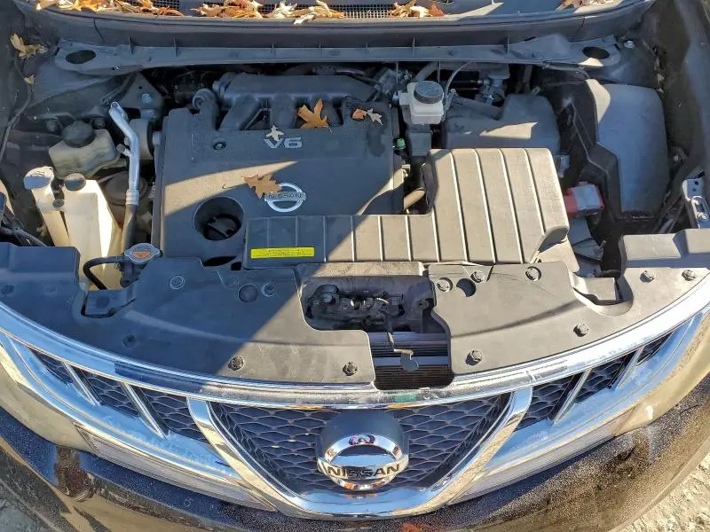 2013 NISSAN MURANO S  