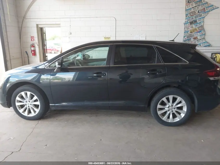 2013 TOYOTA VENZA LE