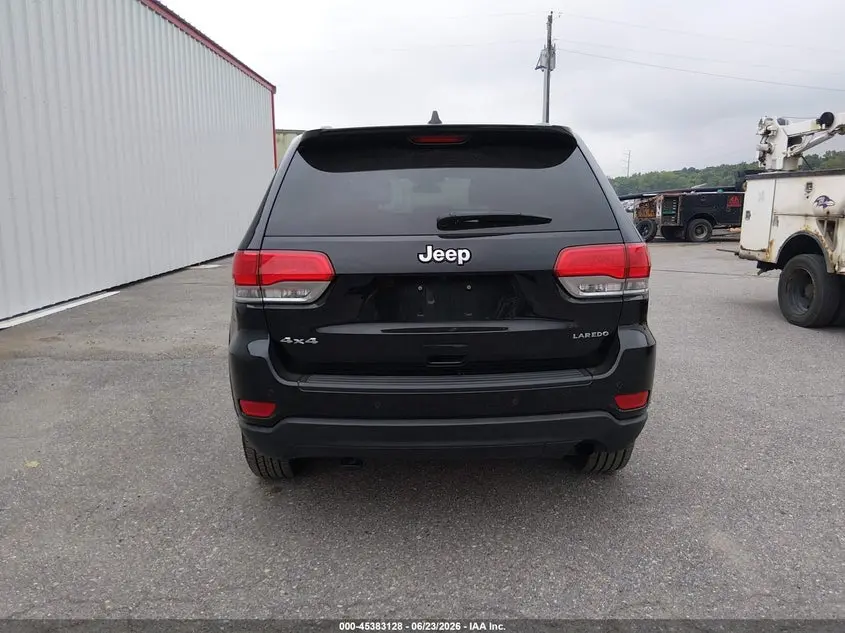 2019 JEEP GRAND CHEROKEE LAREDO E 4X4