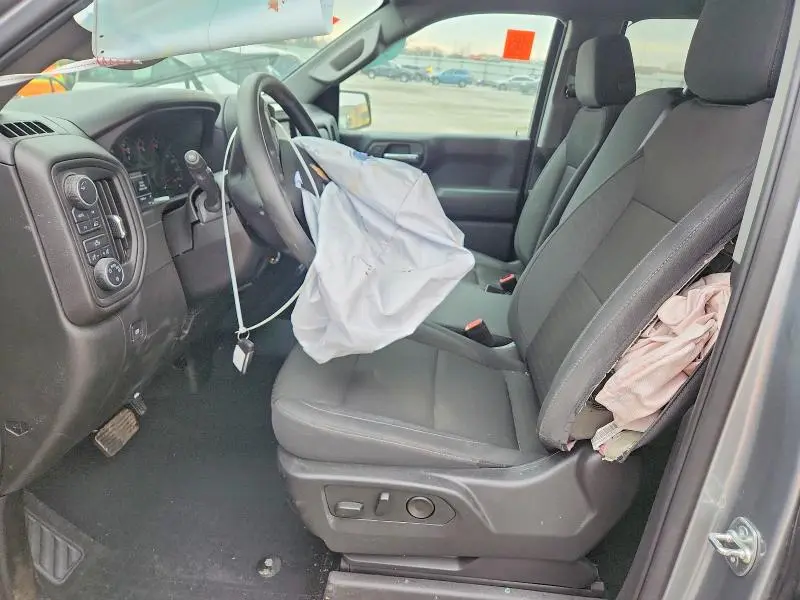 2025 CHEVROLET SILVERADO   