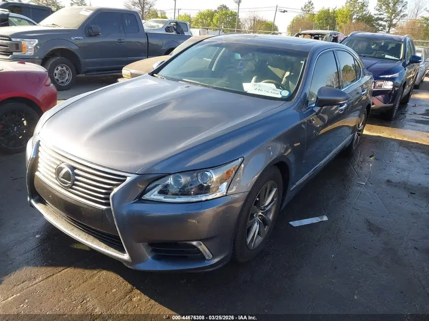2016 LEXUS LS 460  