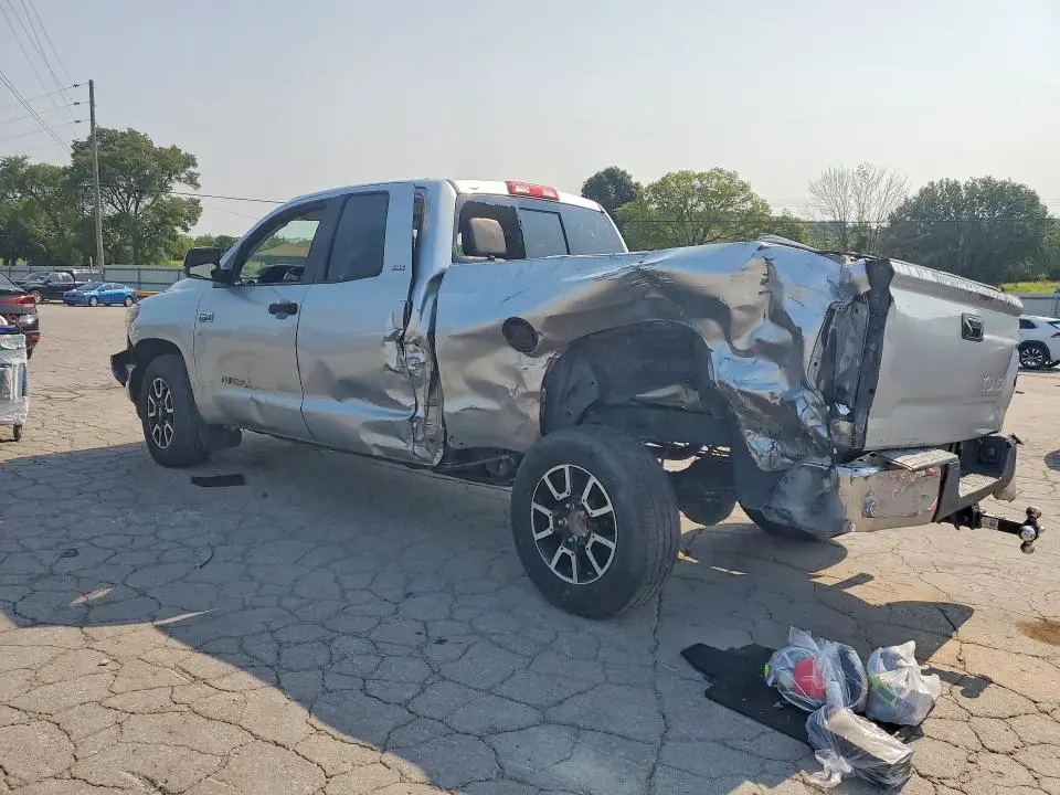 2018 TOYOTA TUNDRA SR5  