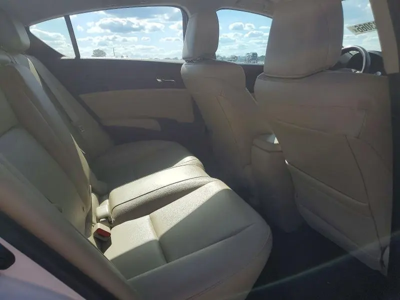 2017 ACURA ILX BASE WATCH PLUS  